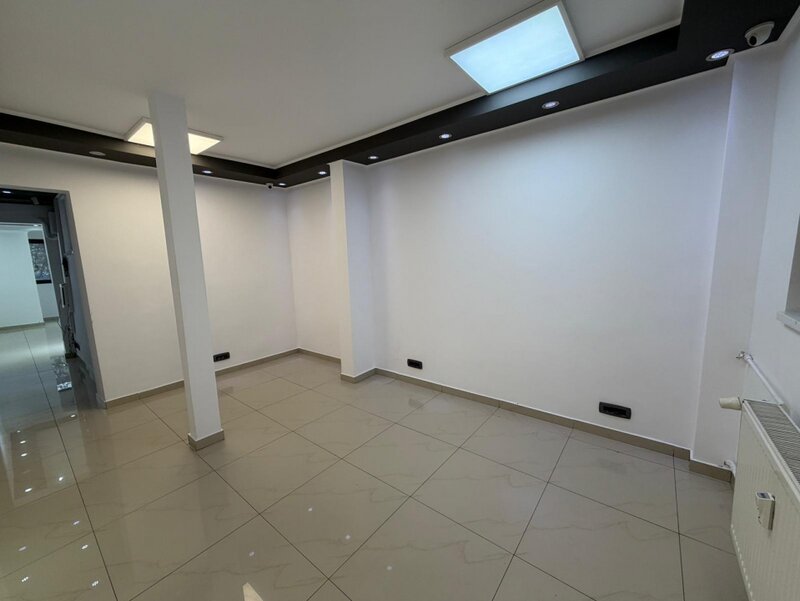 Spatiu comercial - Metrou Constantin Brancusi - Valea Argesului Stradal