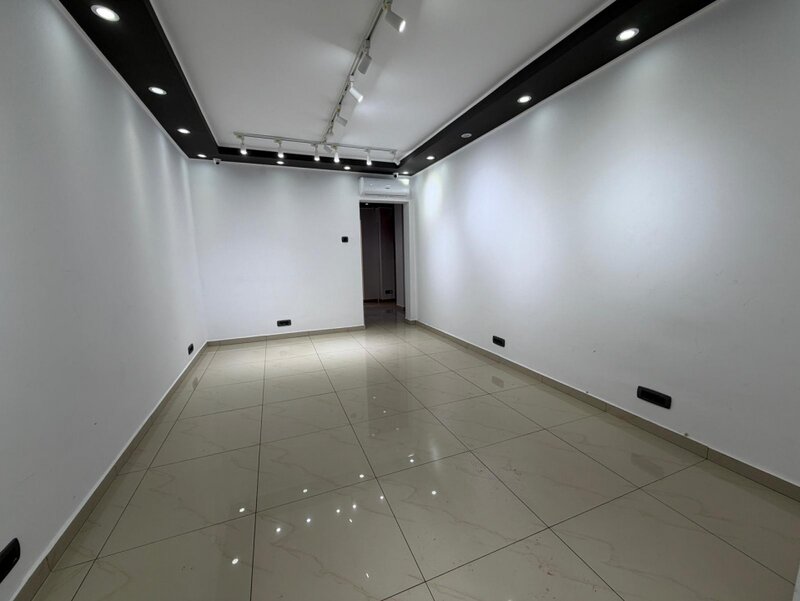 Spatiu comercial - Metrou Constantin Brancusi - Valea Argesului Stradal